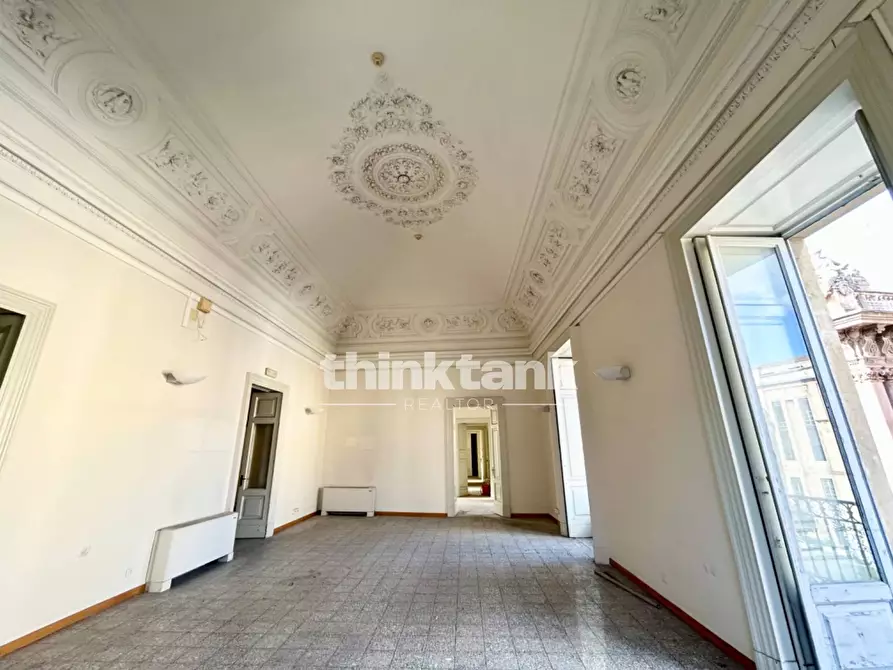 Immagine 9 di Palazzo in affitto  in Piazza Vincenzo Bellini a Catania