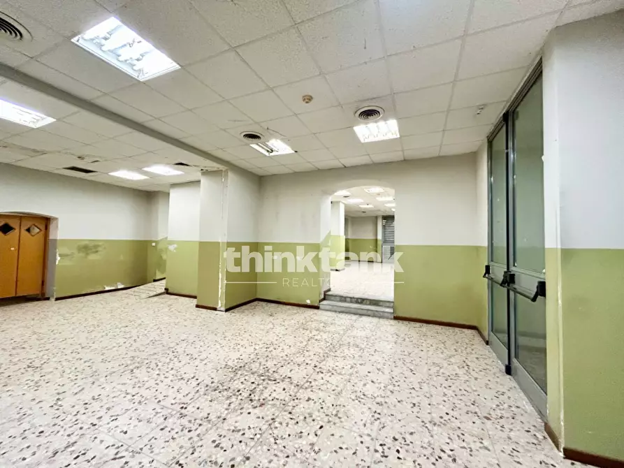 Immagine 33 di Palazzo in affitto  in Piazza Vincenzo Bellini a Catania