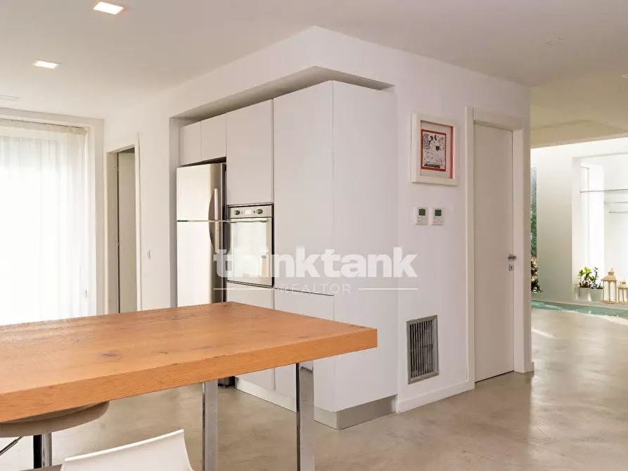 Immagine 20 di Villa in vendita  in Via Dei Cigni a Siracusa