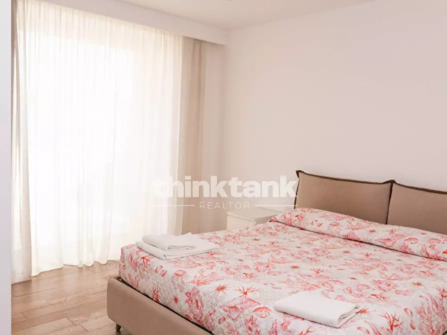 Immagine 32 di Villa in vendita  in Via Dei Cigni a Siracusa