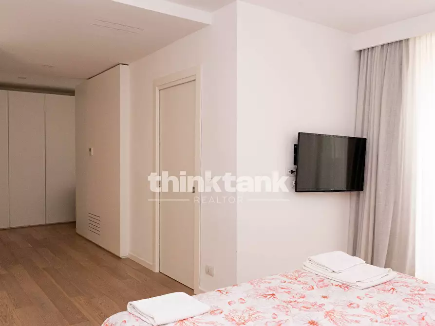 Immagine 33 di Villa in vendita  in Via Dei Cigni a Siracusa