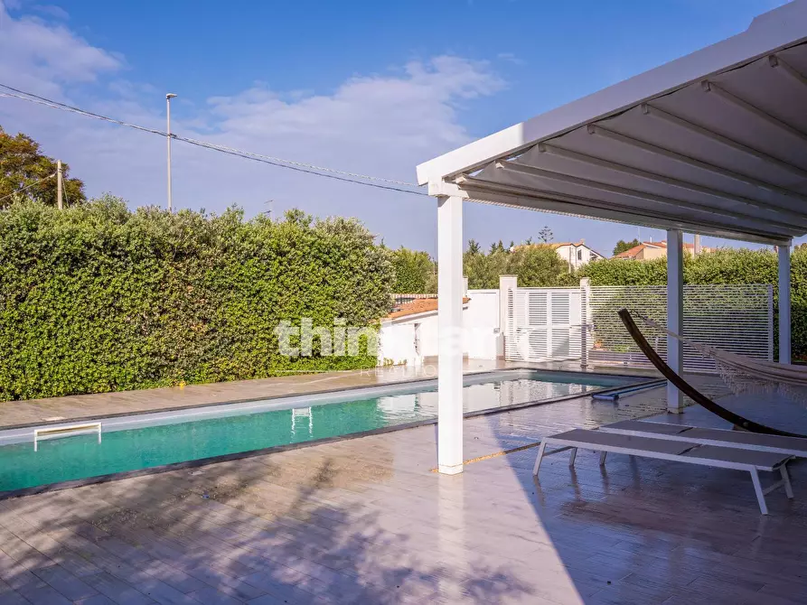 Immagine 37 di Villa in vendita  in Via Dei Cigni a Siracusa