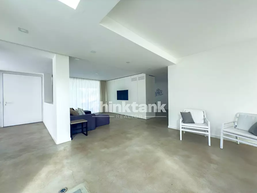 Immagine 11 di Villa in vendita  in Via Dei Cigni a Siracusa