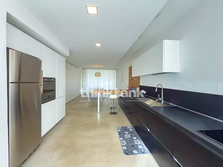 Immagine 19 di Villa in vendita  in Via Dei Cigni a Siracusa