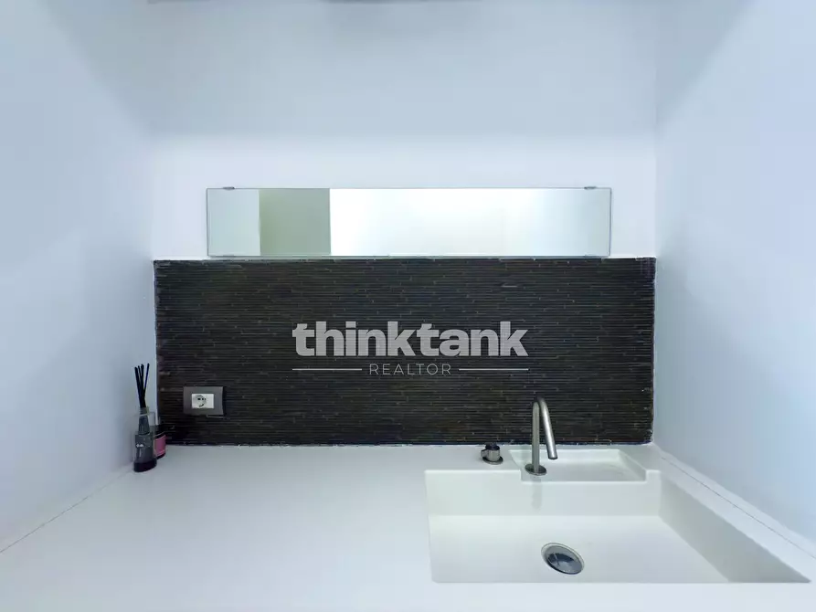 Immagine 40 di Villa in vendita  in Via Dei Cigni a Siracusa