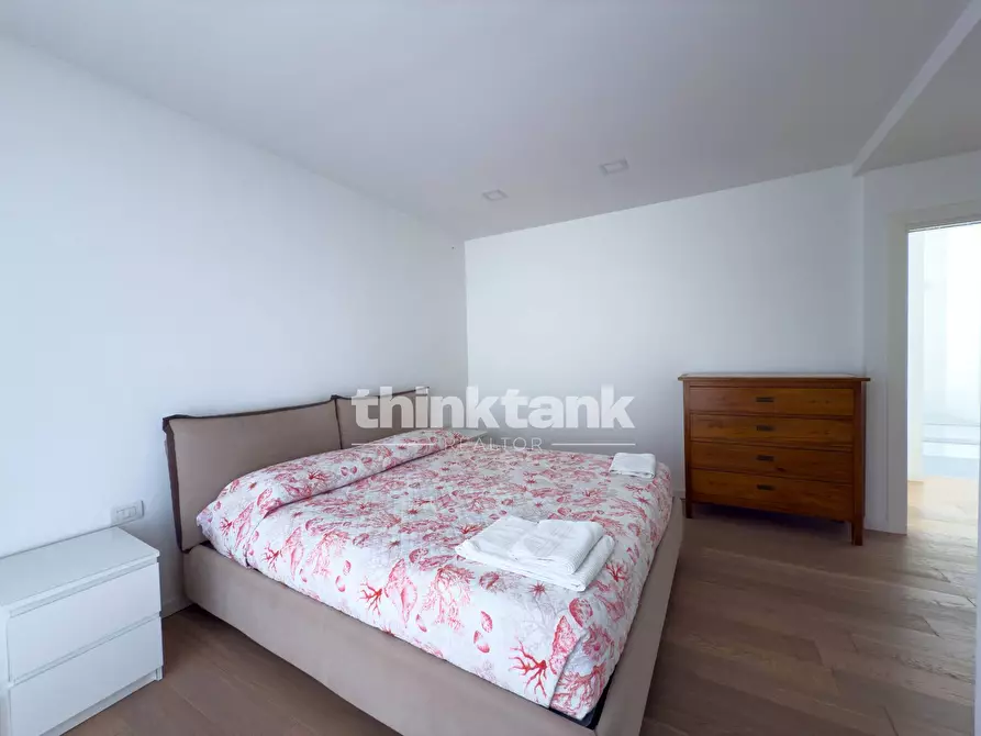 Immagine 43 di Villa in vendita  in Via Dei Cigni a Siracusa