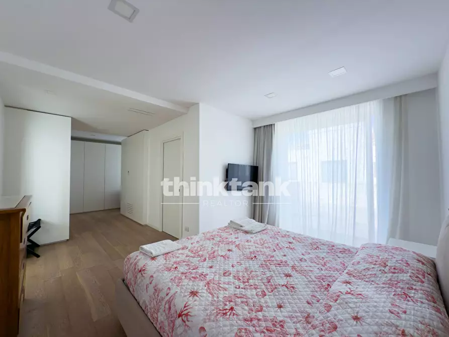 Immagine 44 di Villa in vendita  in Via Dei Cigni a Siracusa