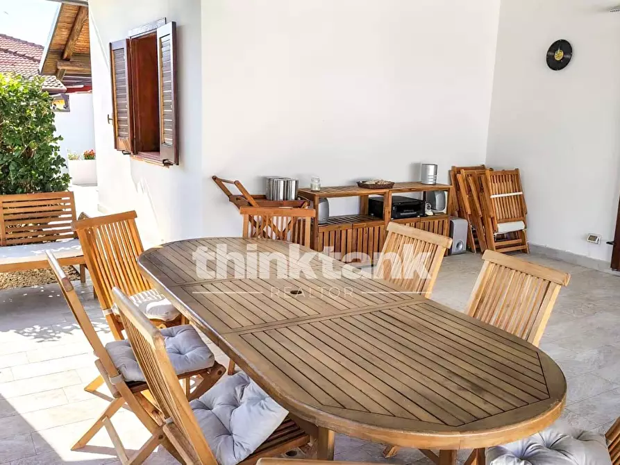 Immagine 11 di Villa in vendita  in Via delle Azalee a Augusta