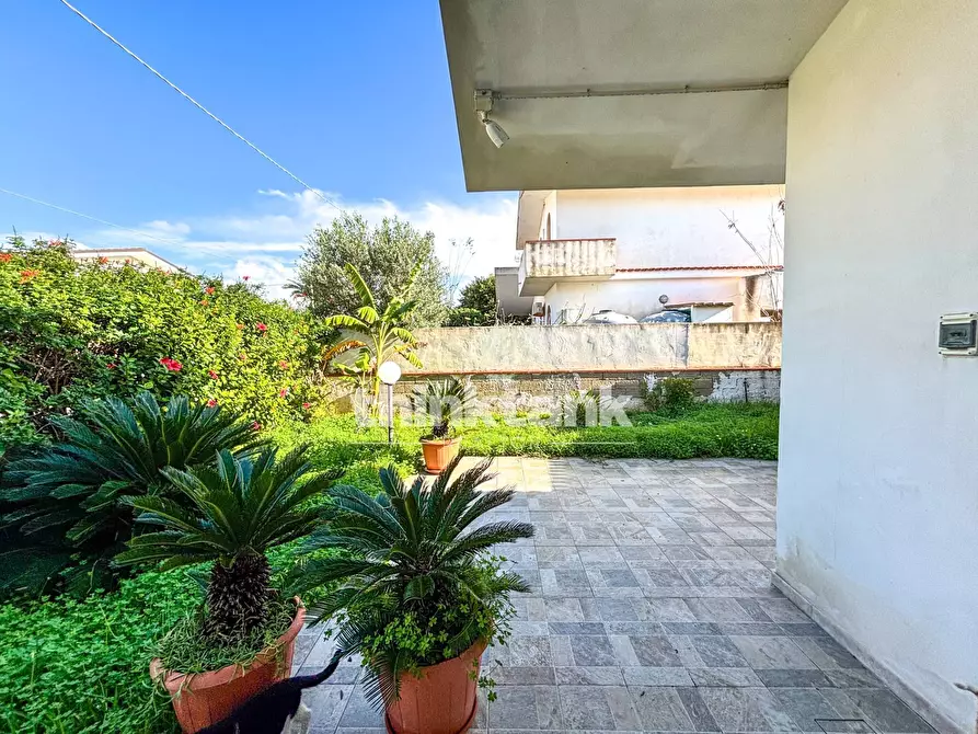 Immagine 3 di Villa in vendita  in Via dell'Oasi a Pachino