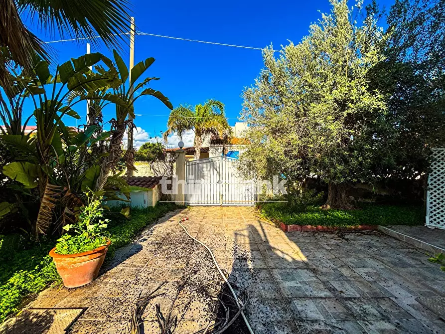 Immagine 14 di Villa in vendita  in Via dell'Oasi a Pachino