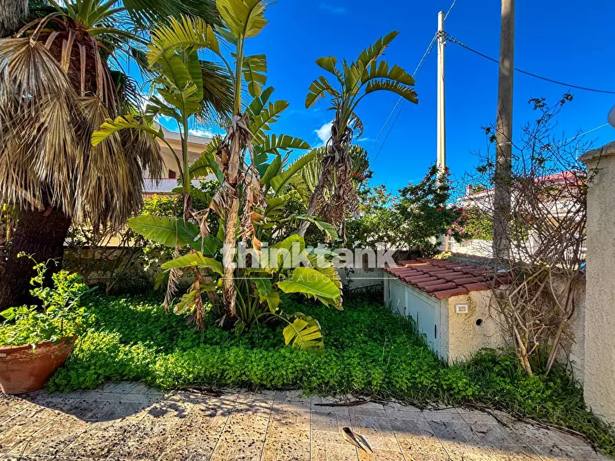 Immagine 16 di Villa in vendita  in Via dell'Oasi a Pachino