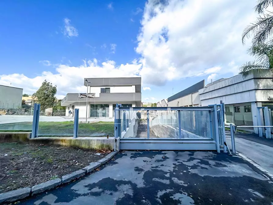 Immagine 1 di Palazzo in affitto  in via Ulisse a Catania