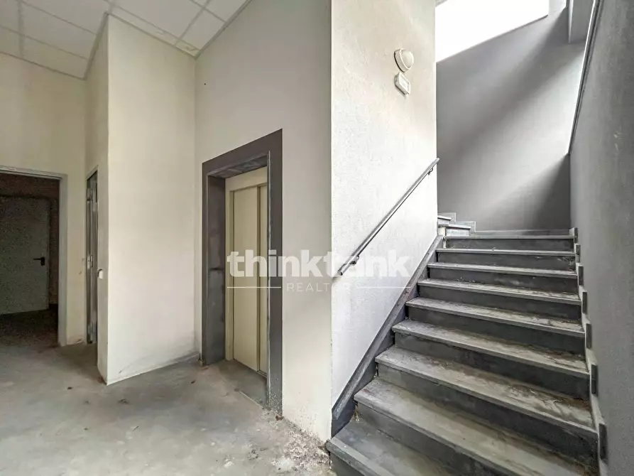 Immagine 5 di Palazzo in affitto  in via Ulisse a Catania