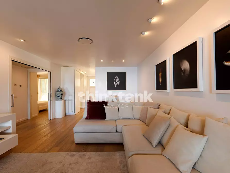 Immagine 7 di Appartamento in vendita  in Via Mario e Nicolo Garipoli a Taormina