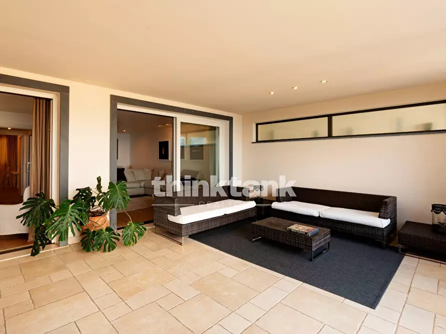 Immagine 12 di Appartamento in vendita  in Via Mario e Nicolo Garipoli a Taormina