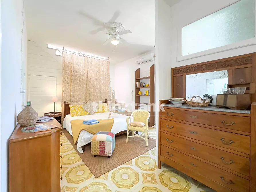 Immagine 11 di Casa indipendente in vendita  in Via Orologio a Buccheri