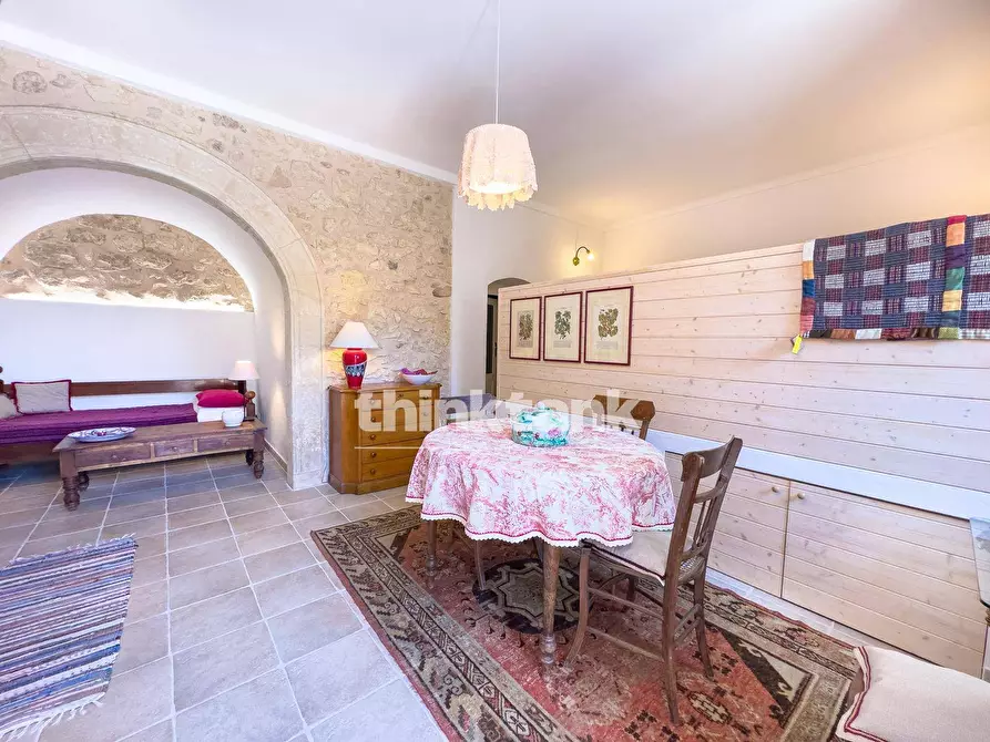 Immagine 3 di Casa indipendente in vendita  in Via Orologio a Buccheri