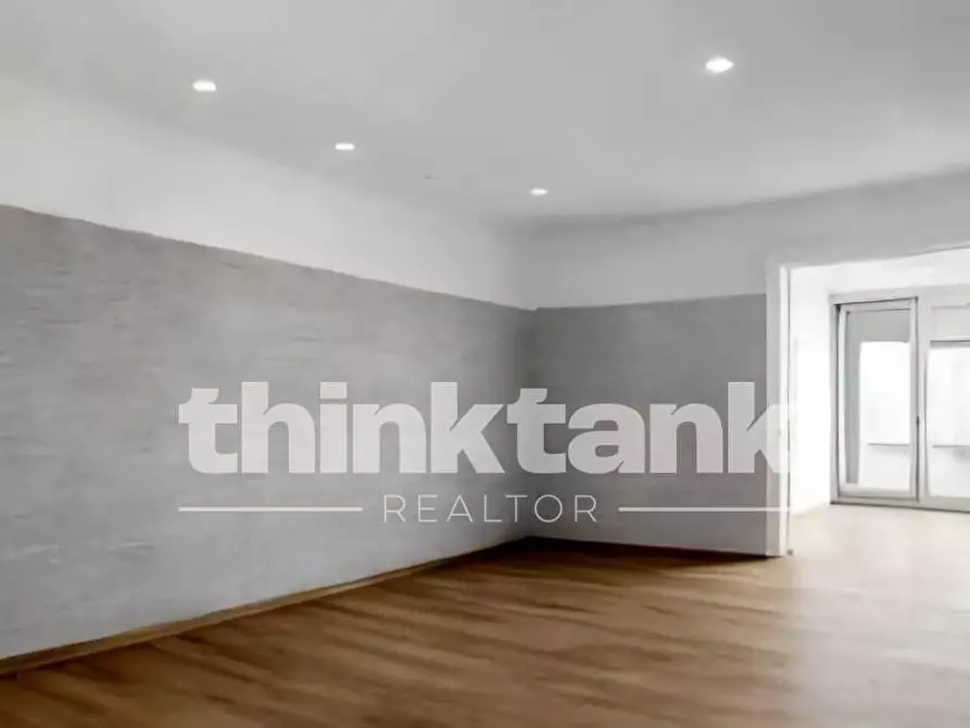 Immagine 2 di Locale commerciale in vendita  in Via Inferrera a Augusta