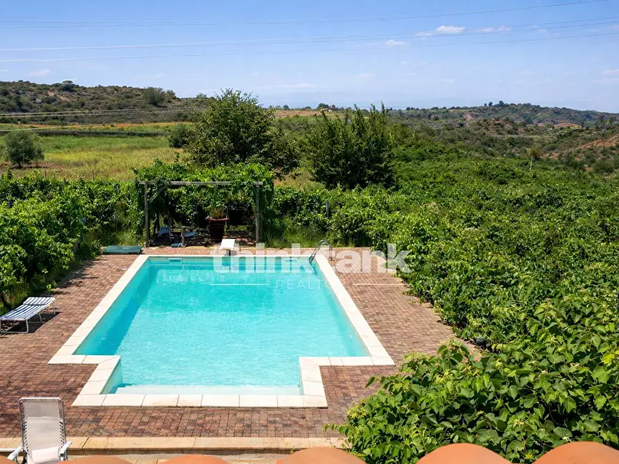 Immagine 3 di Villa in vendita  in Rovitello a Castiglione Di Sicilia