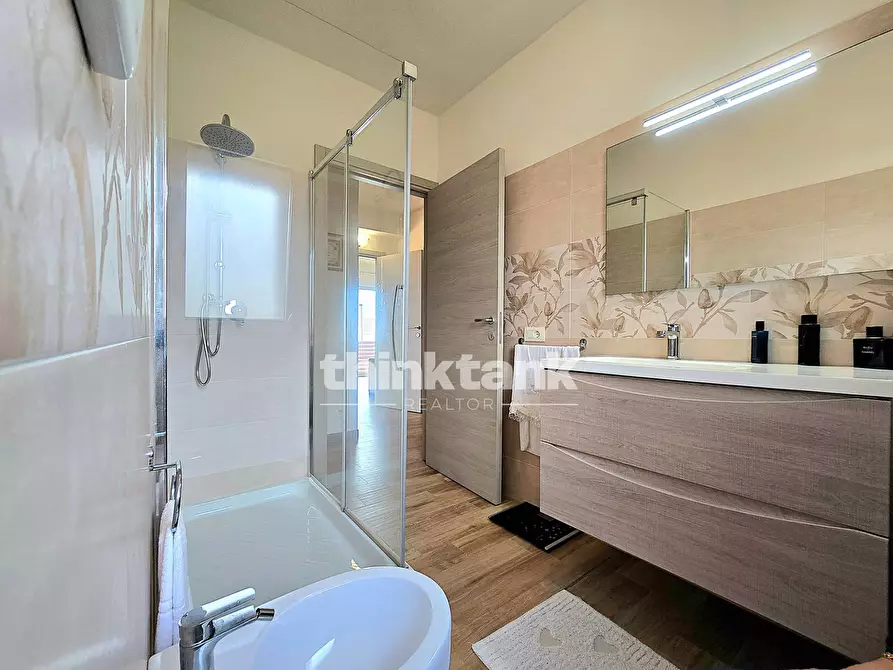 Immagine 25 di Casa semindipendente in vendita  in Via Filicudi a Giarratana