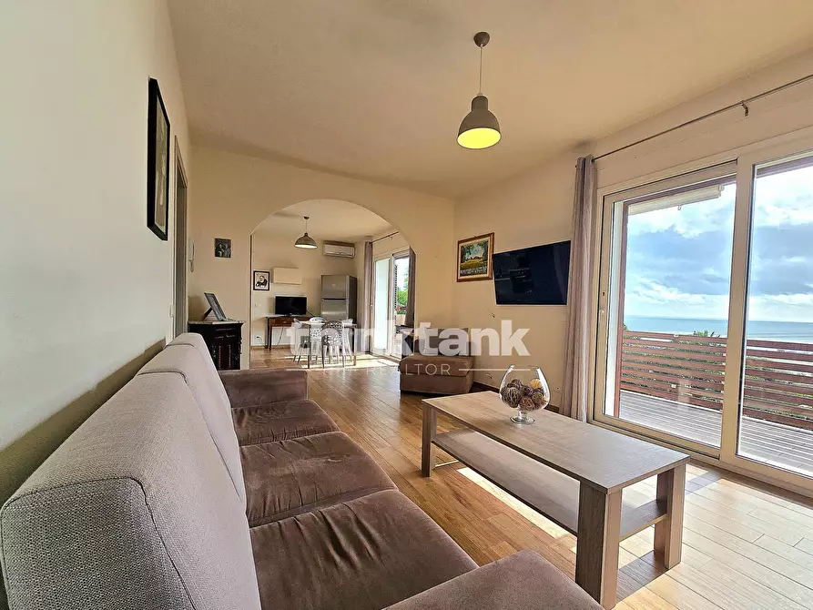 Immagine 13 di Casa semindipendente in vendita  in Via Filicudi a Giarratana