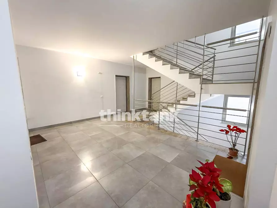 Immagine 30 di Appartamento in vendita  in Via Napoli a Siracusa