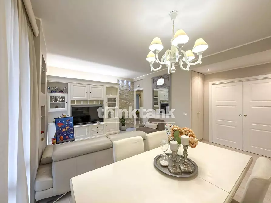 Immagine 1 di Appartamento in vendita  in Via Napoli a Siracusa