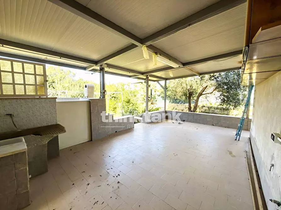 Immagine 35 di Villa in vendita  in Via Del Berillio a Siracusa