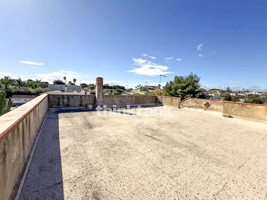 Immagine 34 di Villa in vendita  in Via Del Berillio a Siracusa