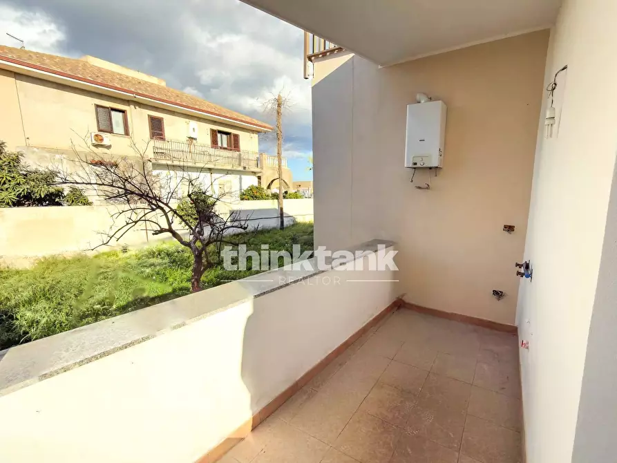 Immagine 31 di Villa in vendita  in Via Della Colomba a Siracusa