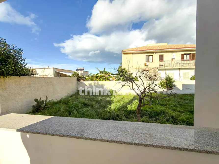 Immagine 3 di Villa in vendita  in Via Della Colomba a Siracusa