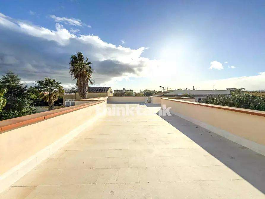 Immagine 16 di Villa in vendita  in Via Della Colomba a Siracusa