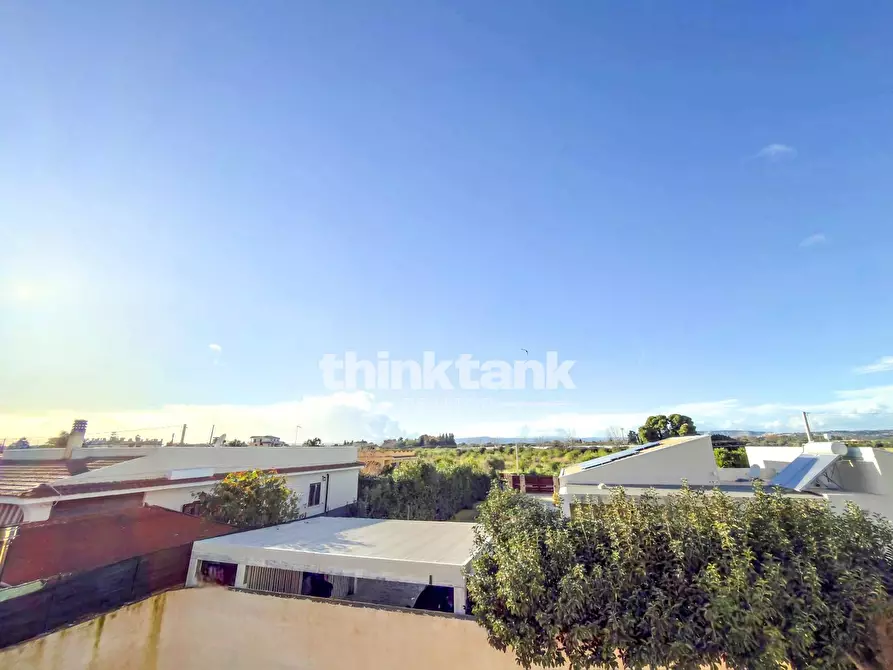 Immagine 24 di Villa in vendita  in Via Della Colomba a Siracusa