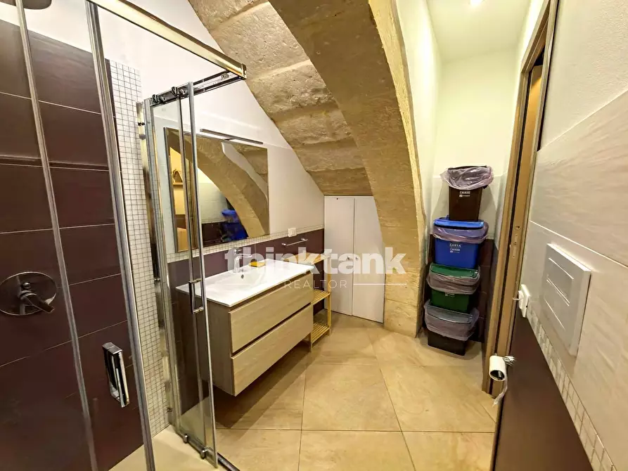 Immagine 13 di Appartamento in vendita  in Via Salomone a Siracusa