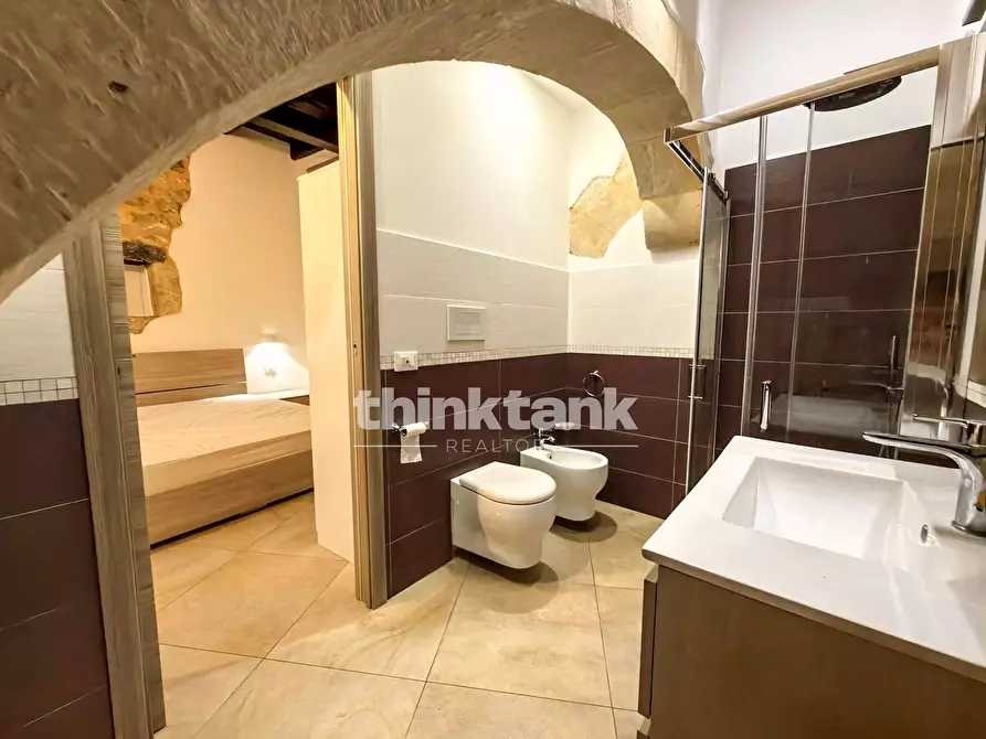 Immagine 14 di Appartamento in vendita  in Via Salomone a Siracusa