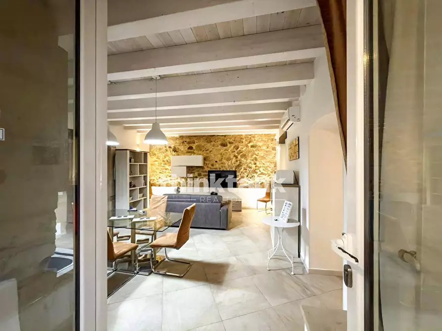 Immagine 31 di Appartamento in vendita  in Via Salomone a Siracusa