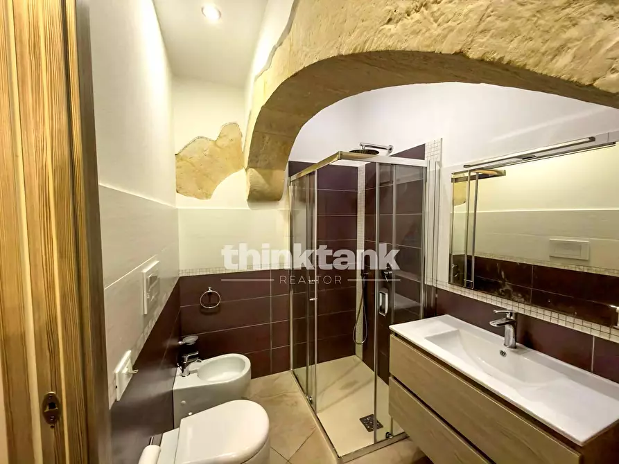 Immagine 15 di Appartamento in vendita  in Via Salomone a Siracusa