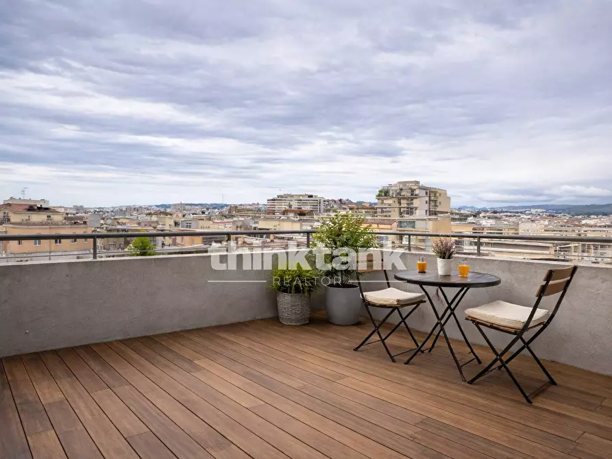 Immagine 4 di Attico in vendita  in Via Simili a Catania