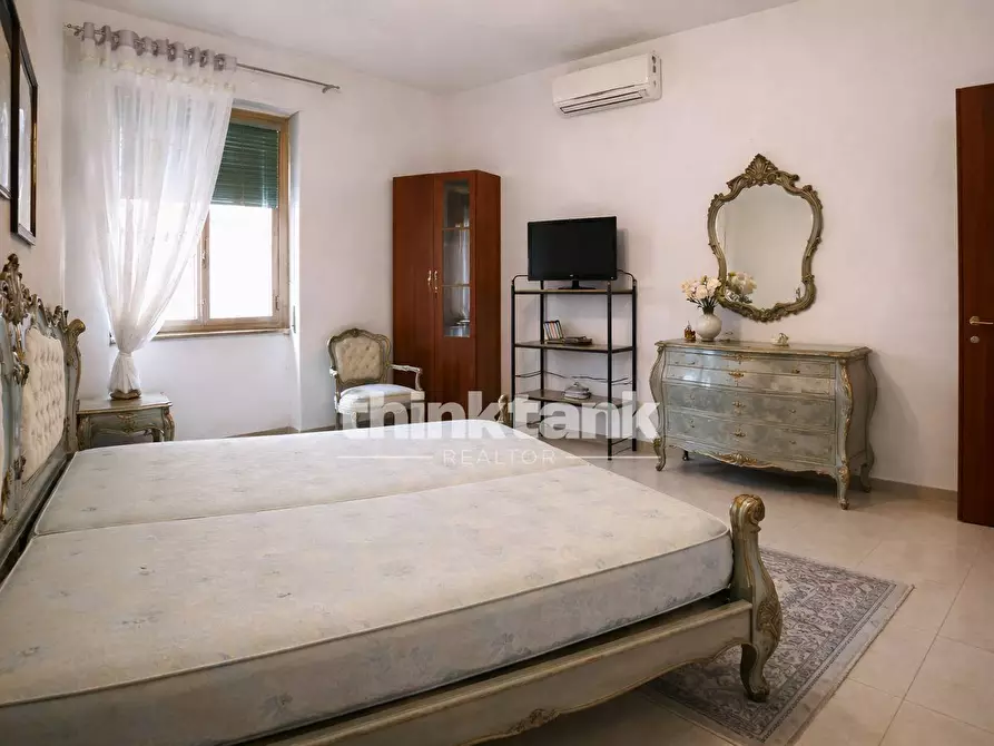 Immagine 10 di Appartamento in vendita  in Via Armando Diaz a Catania