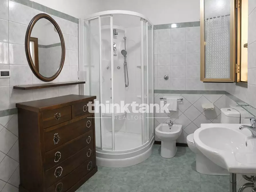 Immagine 12 di Appartamento in vendita  in Via Armando Diaz a Catania