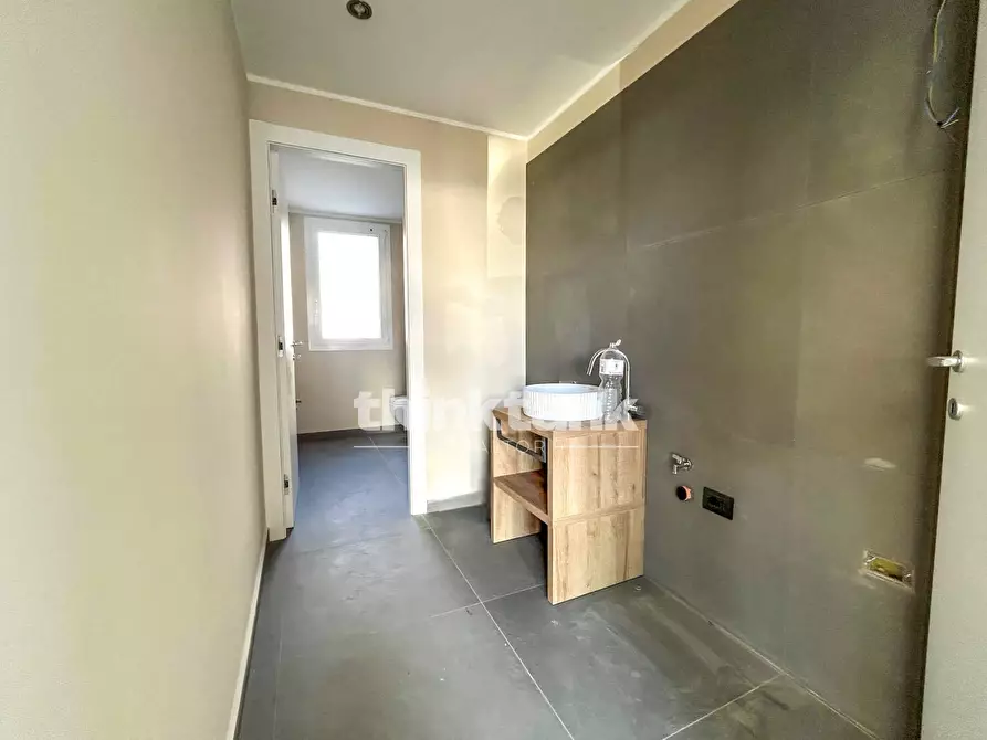 Immagine 24 di Villa in vendita  in Via Stesicoro a Augusta