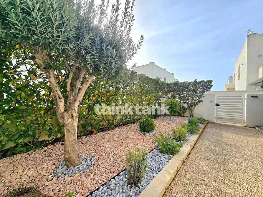 Immagine 19 di Casa semindipendente in vendita  in Via Dei Venti a Ispica