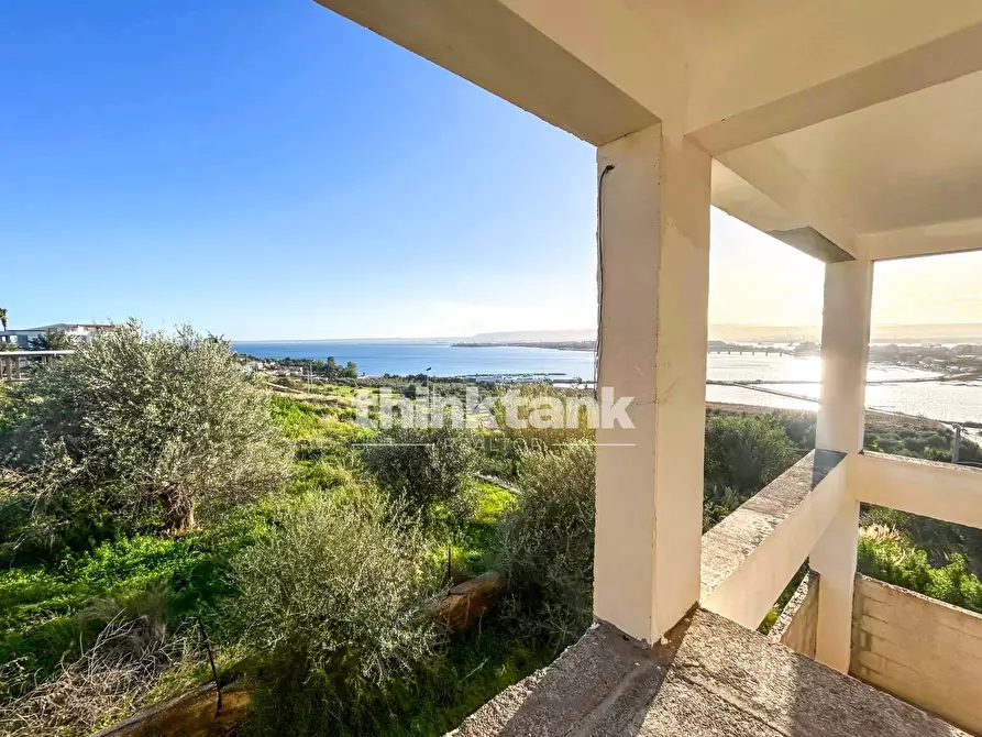 Immagine 2 di Villa in vendita  in Via Stesicoro a Augusta