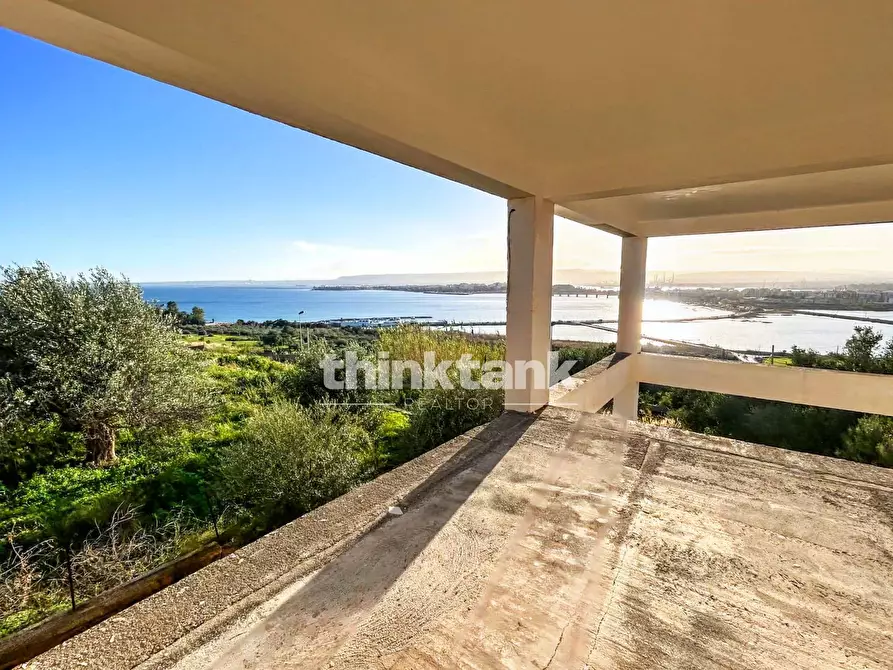 Immagine 1 di Villa in vendita  in Via Stesicoro a Augusta