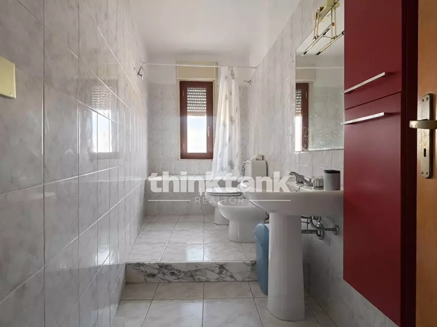 Immagine 11 di Appartamento in vendita  in Via Savoia a Catania