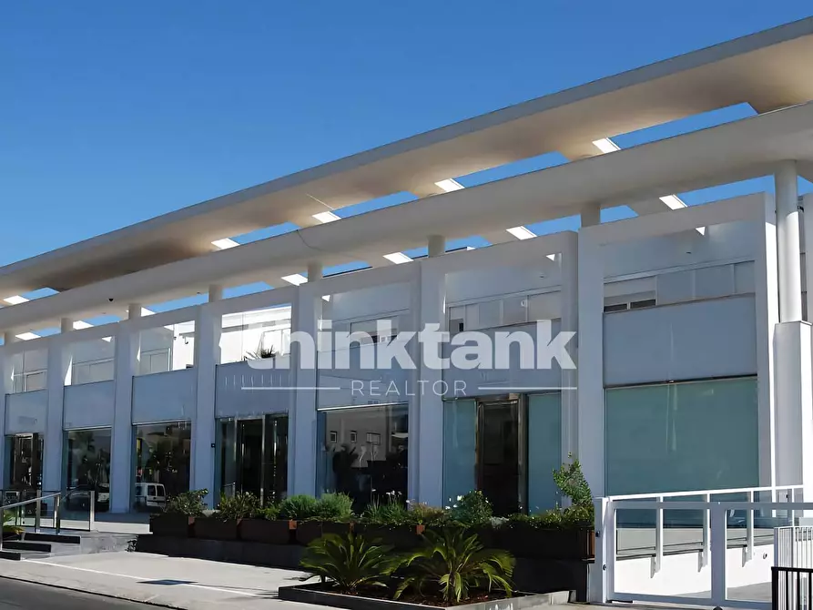 Immagine 11 di Appartamento in vendita  in Viale Europa a Caltagirone