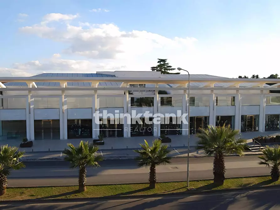 Immagine 10 di Appartamento in vendita  in Viale Europa a Caltagirone