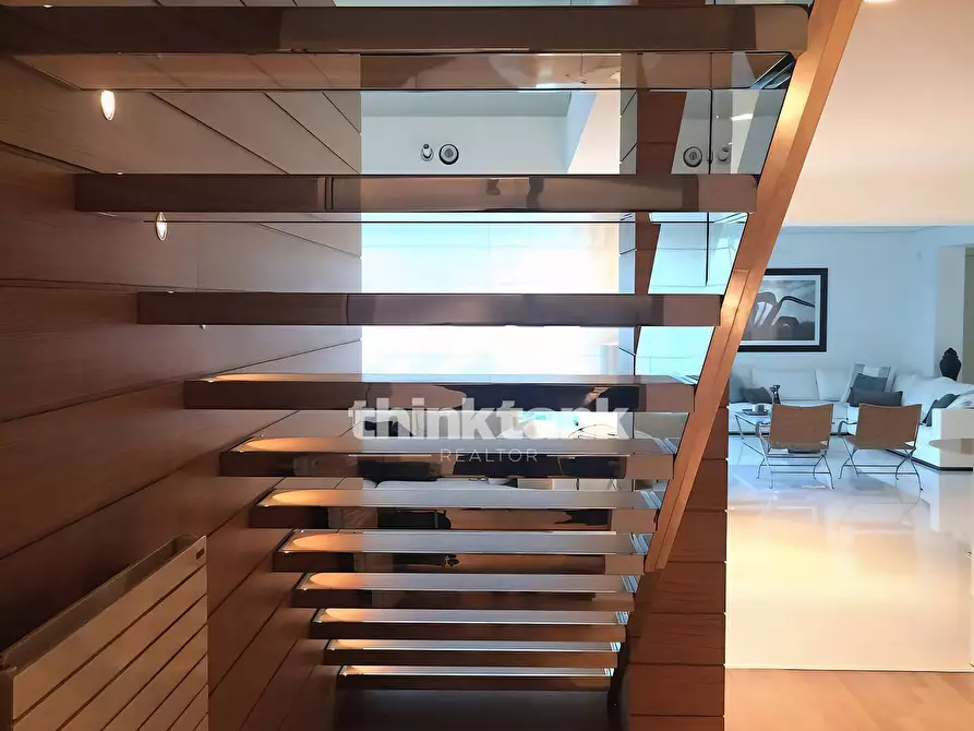 Immagine 7 di Appartamento in vendita  in Viale Europa a Caltagirone