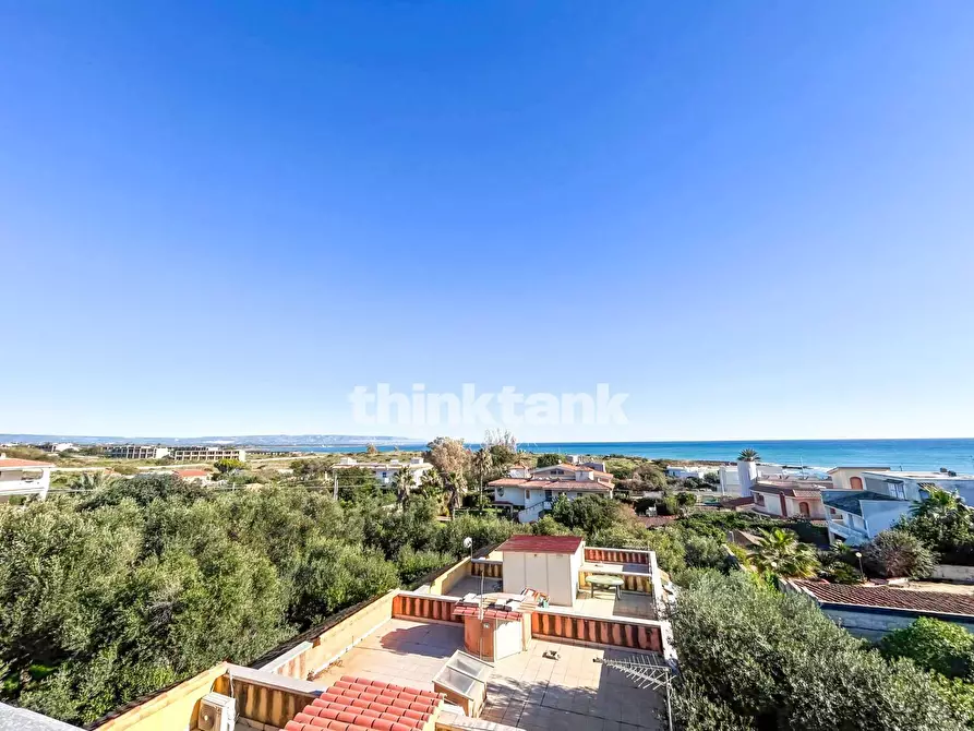 Immagine 2 di Villa in vendita  in V Strada San Lorenzo a Noto