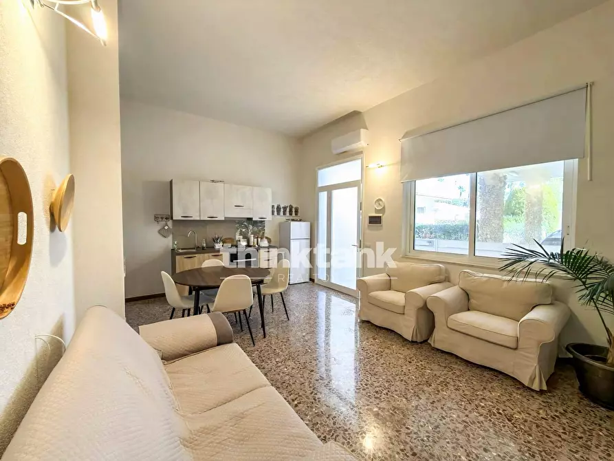 Immagine 4 di Appartamento in vendita  in Via Portofino a Siracusa